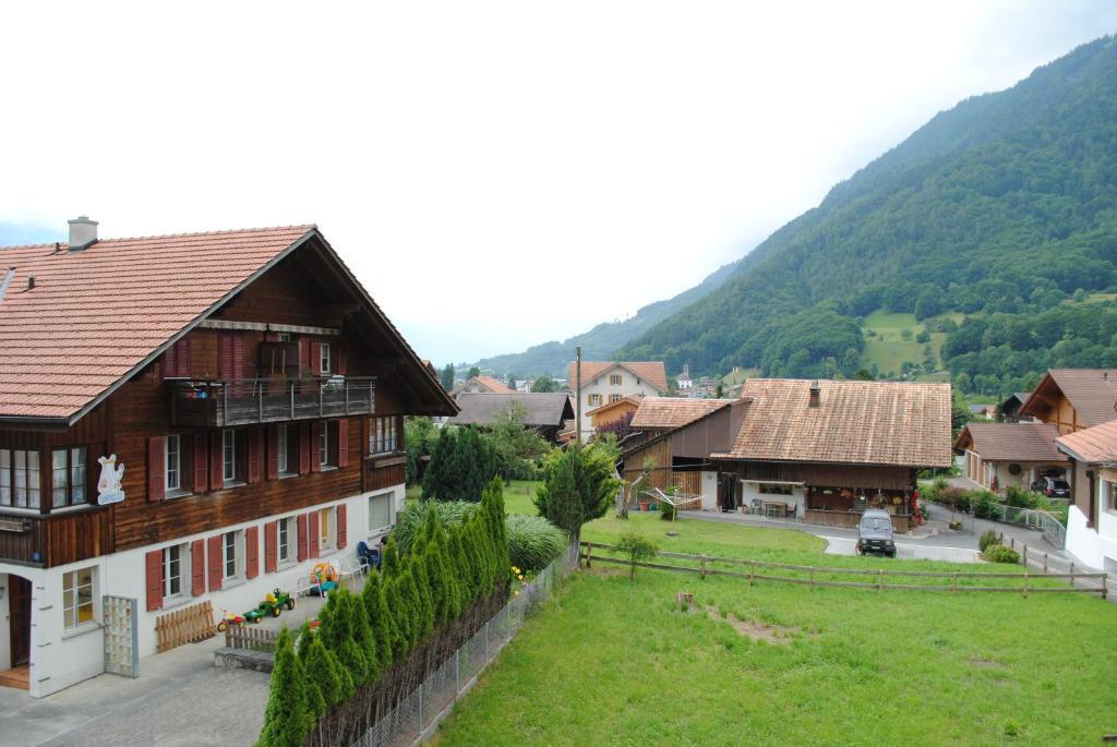 Ferienwohnung Studio Glaus Wilderswil Exterior foto