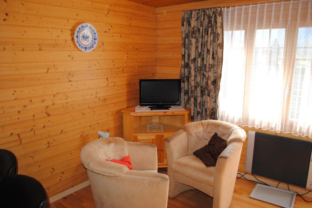 Ferienwohnung Studio Glaus Wilderswil Zimmer foto