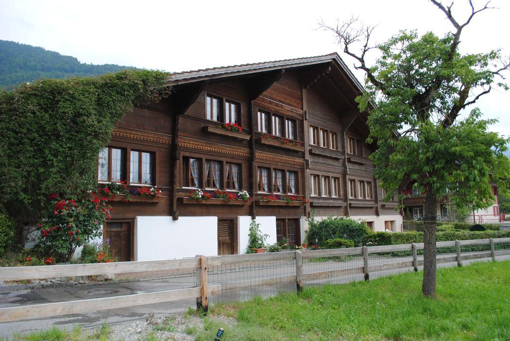 Ferienwohnung Studio Glaus Wilderswil Exterior foto